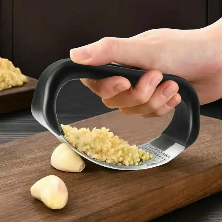 Manual garlic press rocker with handle stainless steel garlic crusher squeezer slicer mincer metal ginger garlic chopper kitchen gadget tool garlic cutter creative hand press garlic tools kitchen gadgets tool for garlic paste - Deliverrpk