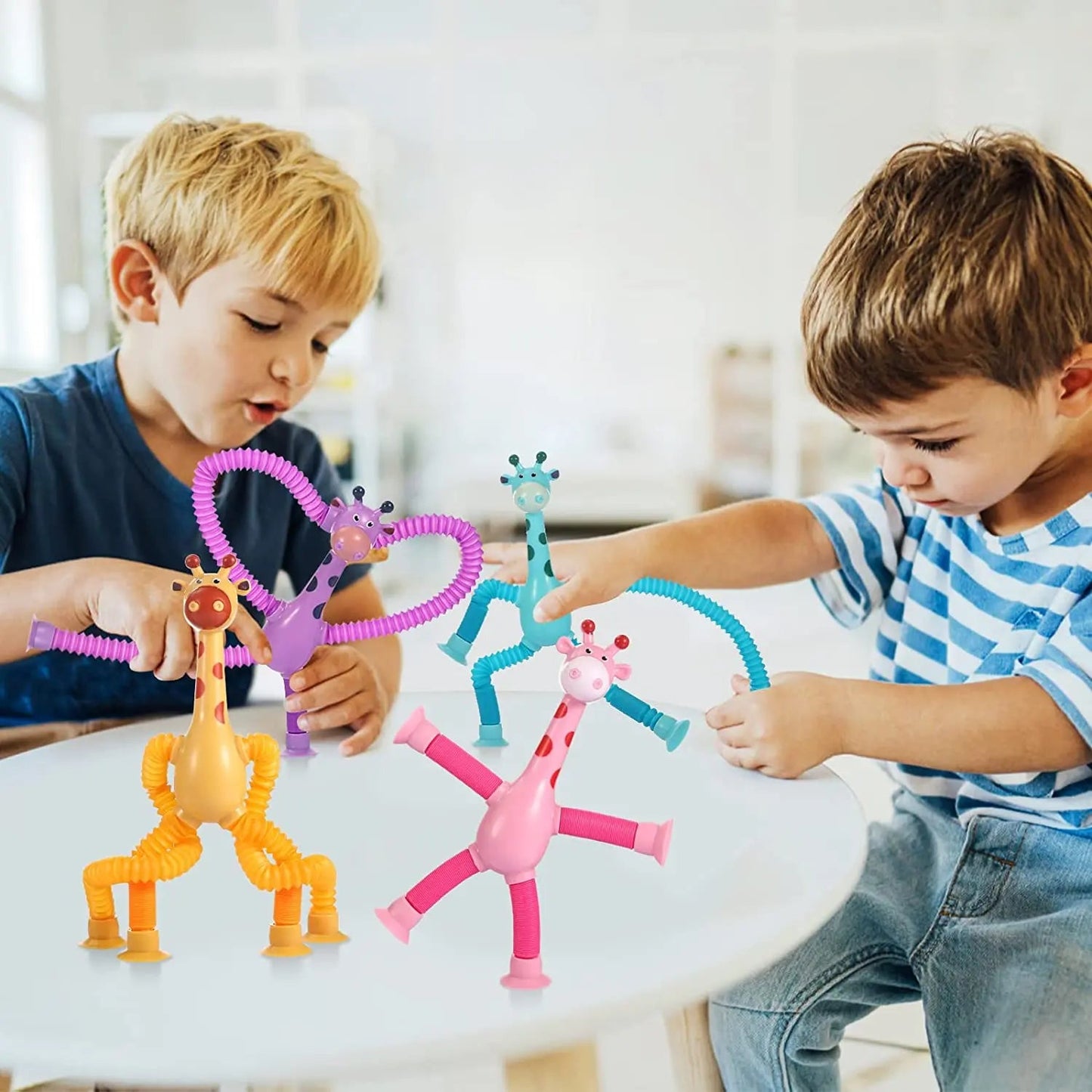 Telescopic Giraffe Toy with Suction Cup Cartoon Toy - Toynix