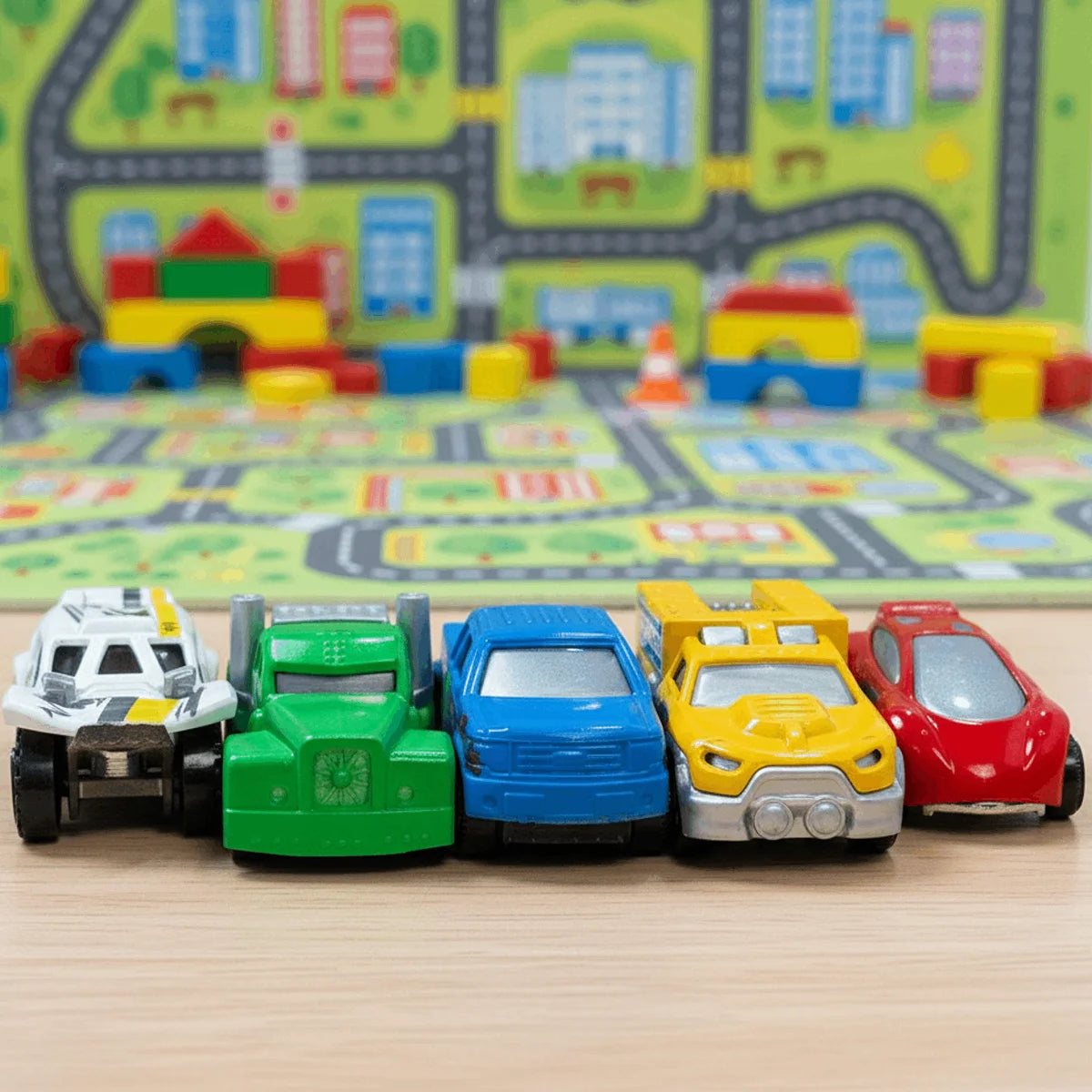Diecast metal toy cars collection set for kids with colorful miniature vehicles