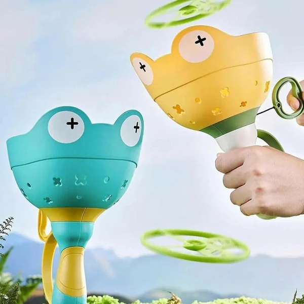 Kids Flying Disc Launcher Game